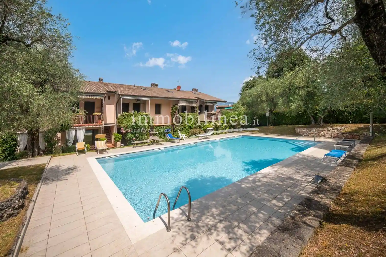 Appartamento in vendita a Torri del Benaco