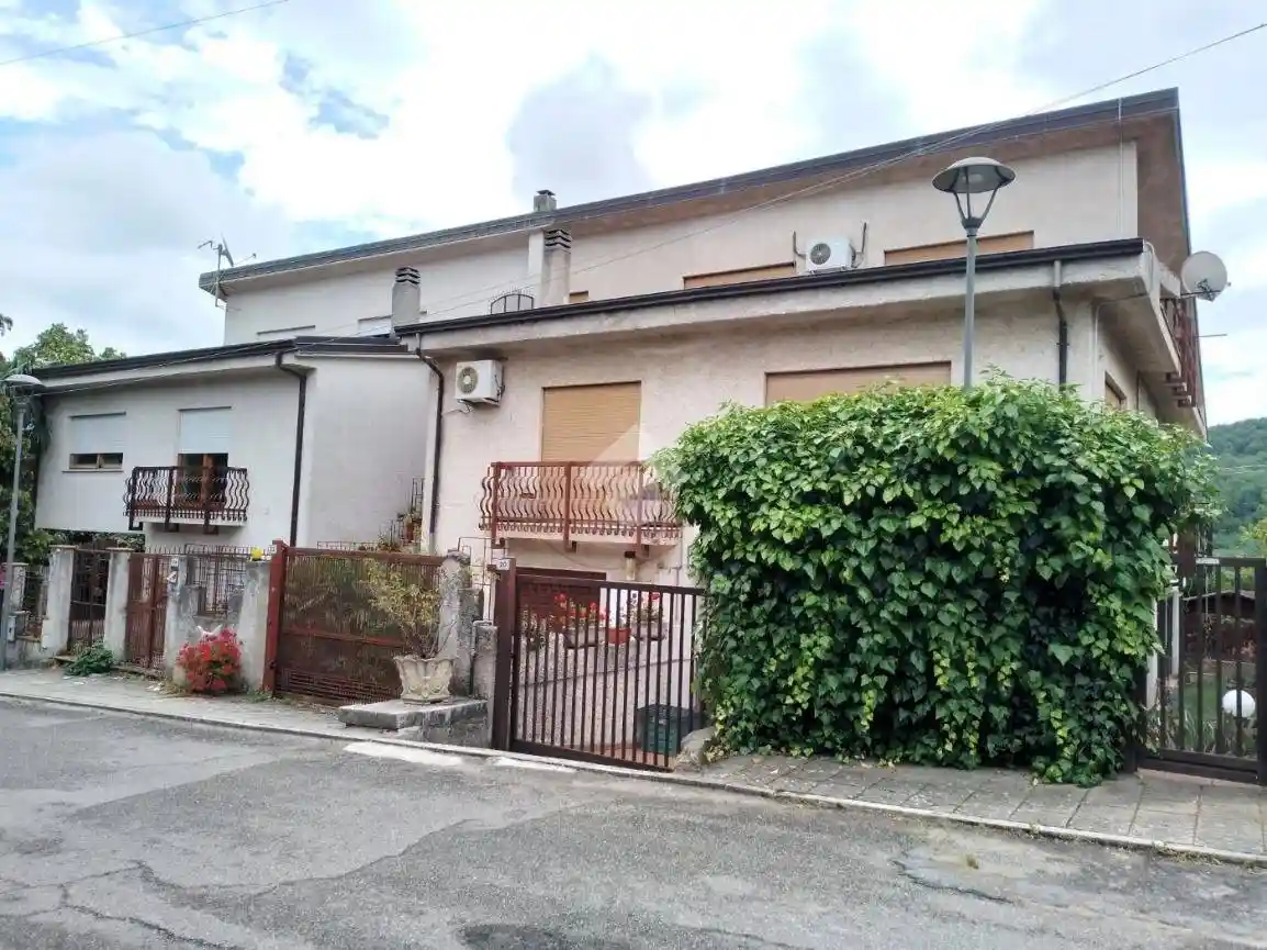 Appartamento via Giacomo Matteotti, Andreotta, Castrolibero - foto 2