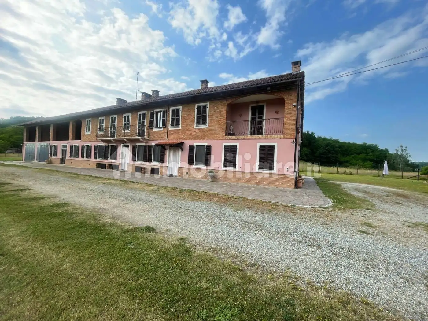 Rustico - Casale in vendita a Castell'Alfero