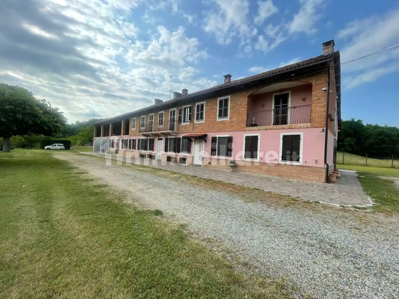 Casale via Don Cesare Martinetti, Castell'Alfero - foto 2