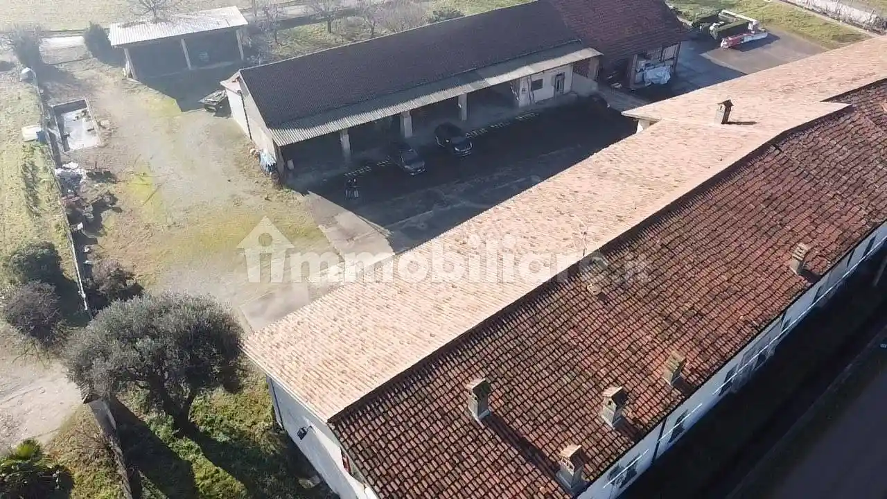 Rustico - Casale in vendita a Coccaglio