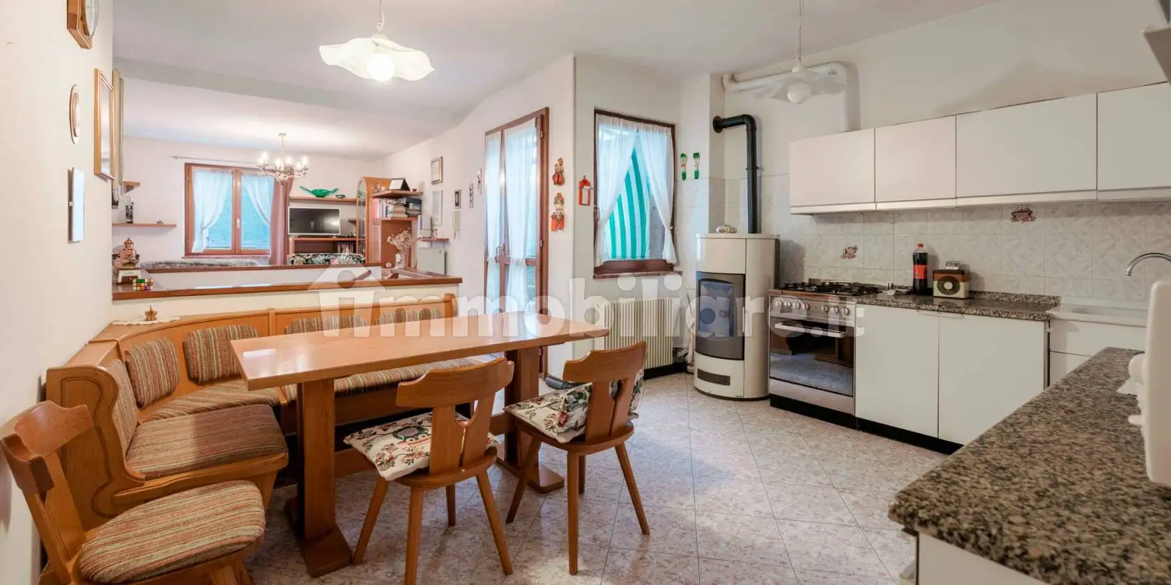 Terratetto unifamiliare frazione Pietra, Cimone - foto 2