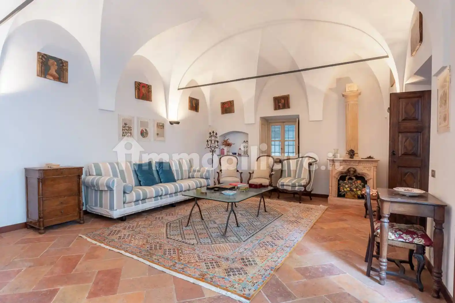 Villa in vendita a Montù Beccaria