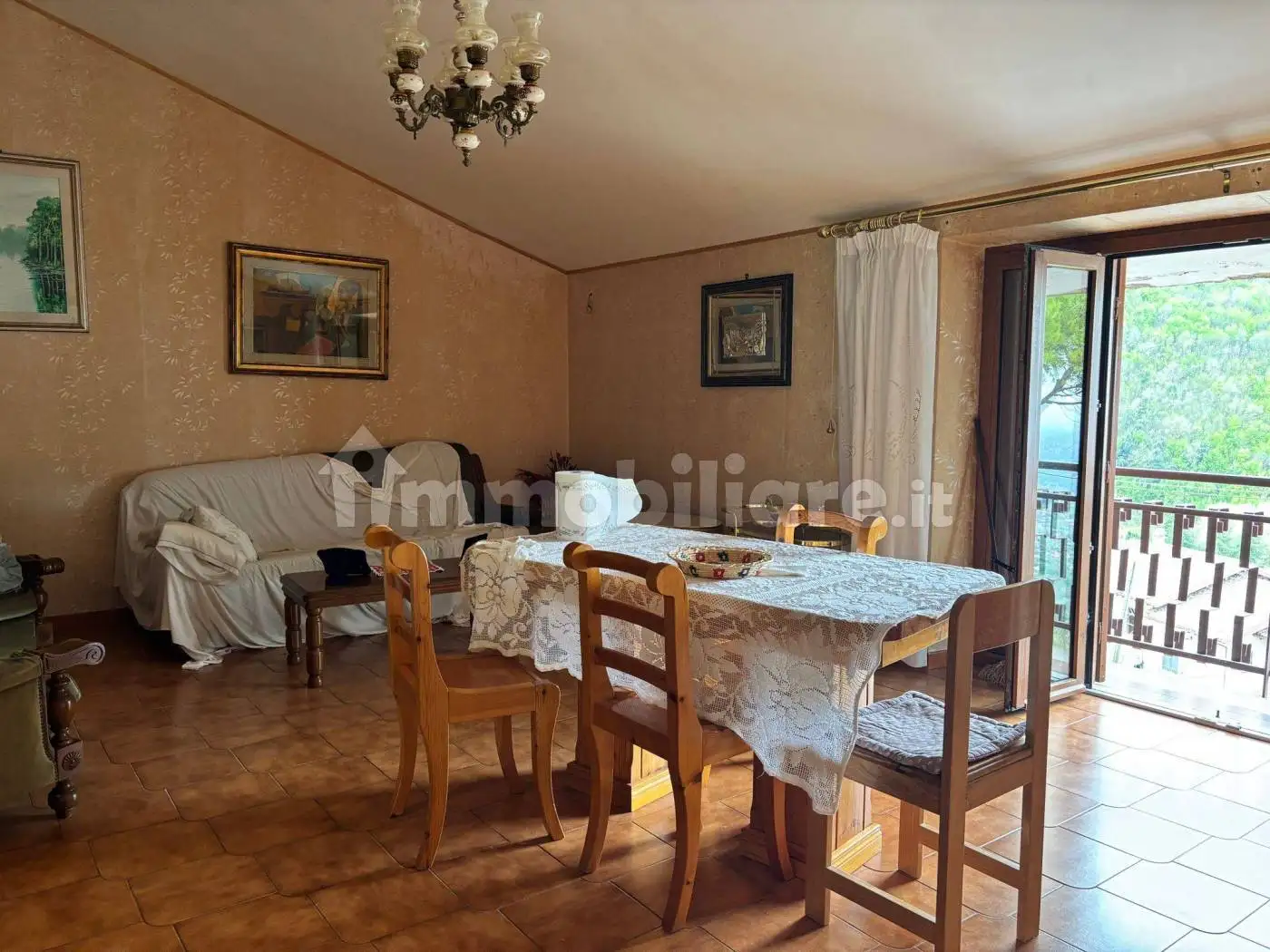 Appartamento in vendita a Castel San Pietro Romano