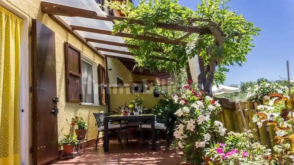 Villetta a schiera in vendita a Camaiore