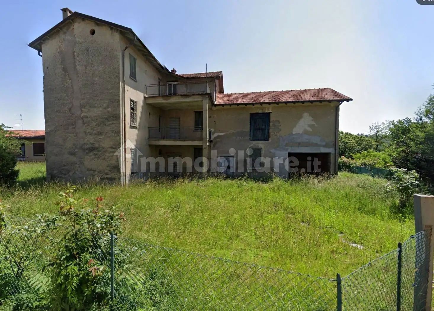 Rustico - Casale in vendita a Buguggiate