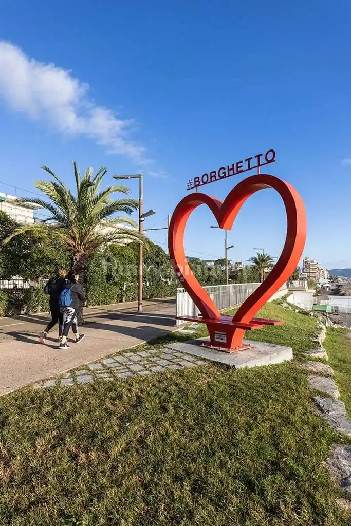 Appartamento in vendita a Borghetto Santo Spirito