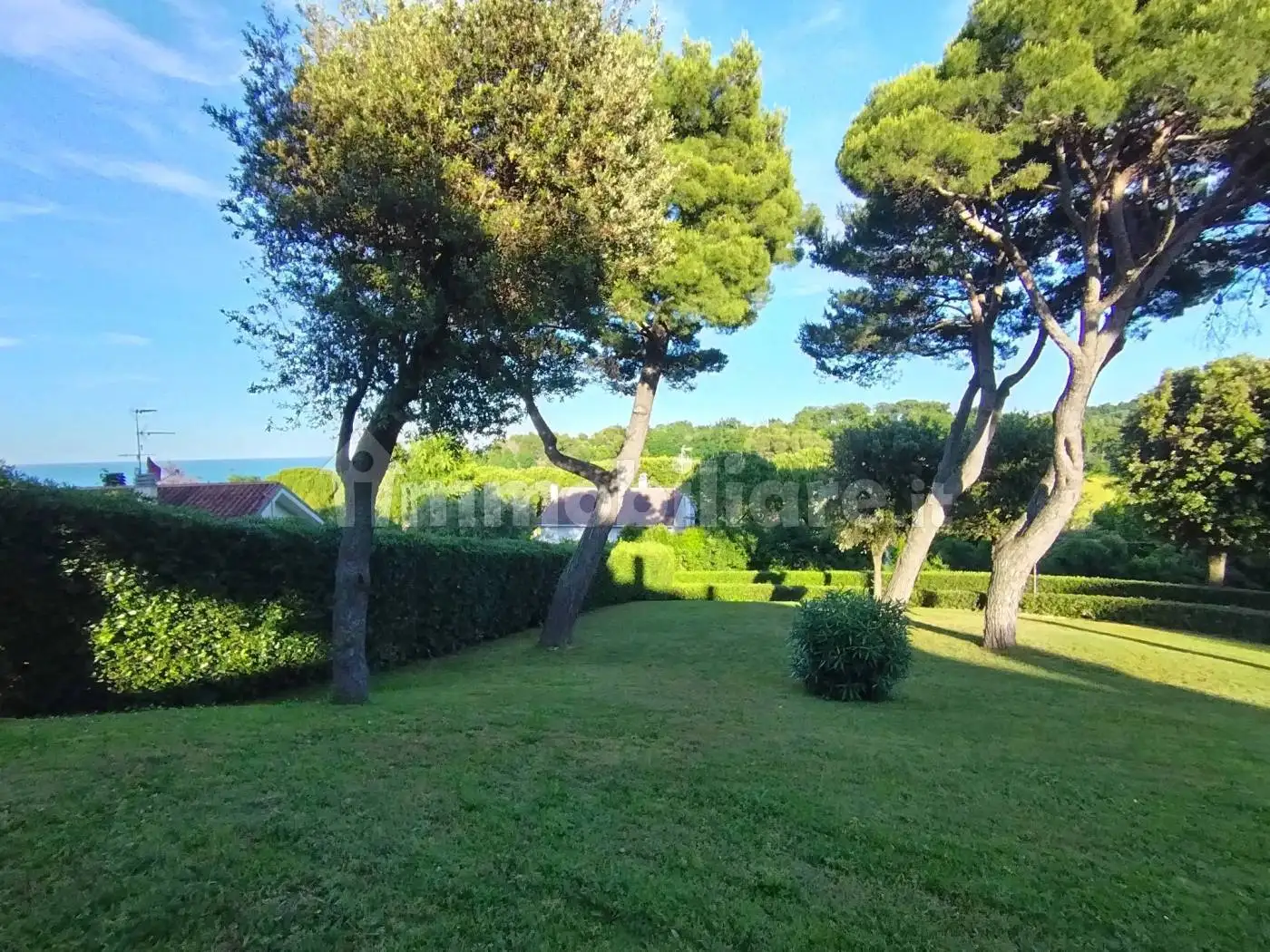 Villa in vendita a Pesaro