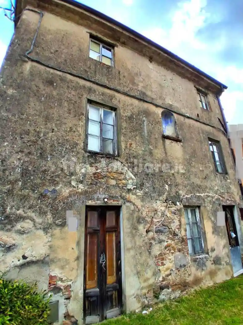 Terratetto unifamiliare 180 m², da ristrutturare, Pieve di Compito - Sant'Andrea di Compito, Capannori - foto 2