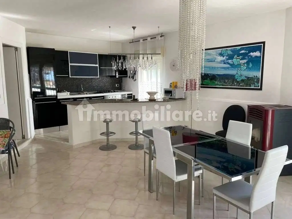 Appartamento in affitto a Siracusa