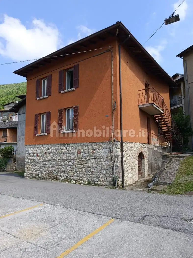 Villa in vendita a Polaveno