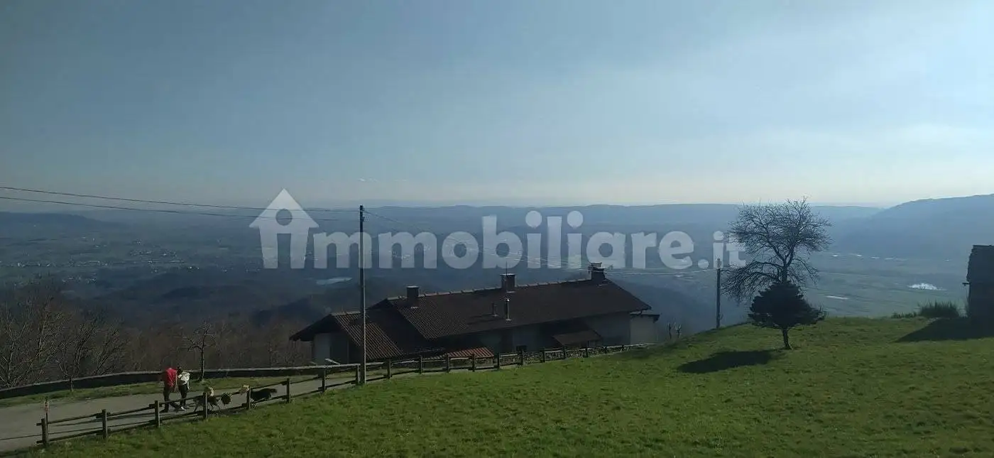 Rustico - Casale in vendita a Andrate