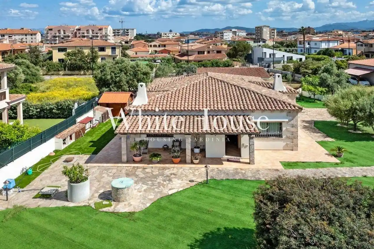 Villa unifamiliare via Brunetto Latini 52, San Nicola, Olbia - foto 3