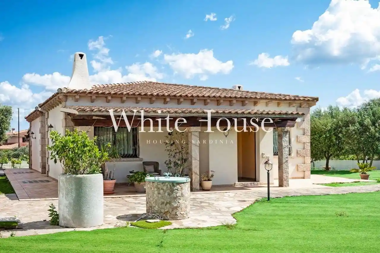 Villa unifamiliare via Brunetto Latini 52, San Nicola, Olbia - foto 4