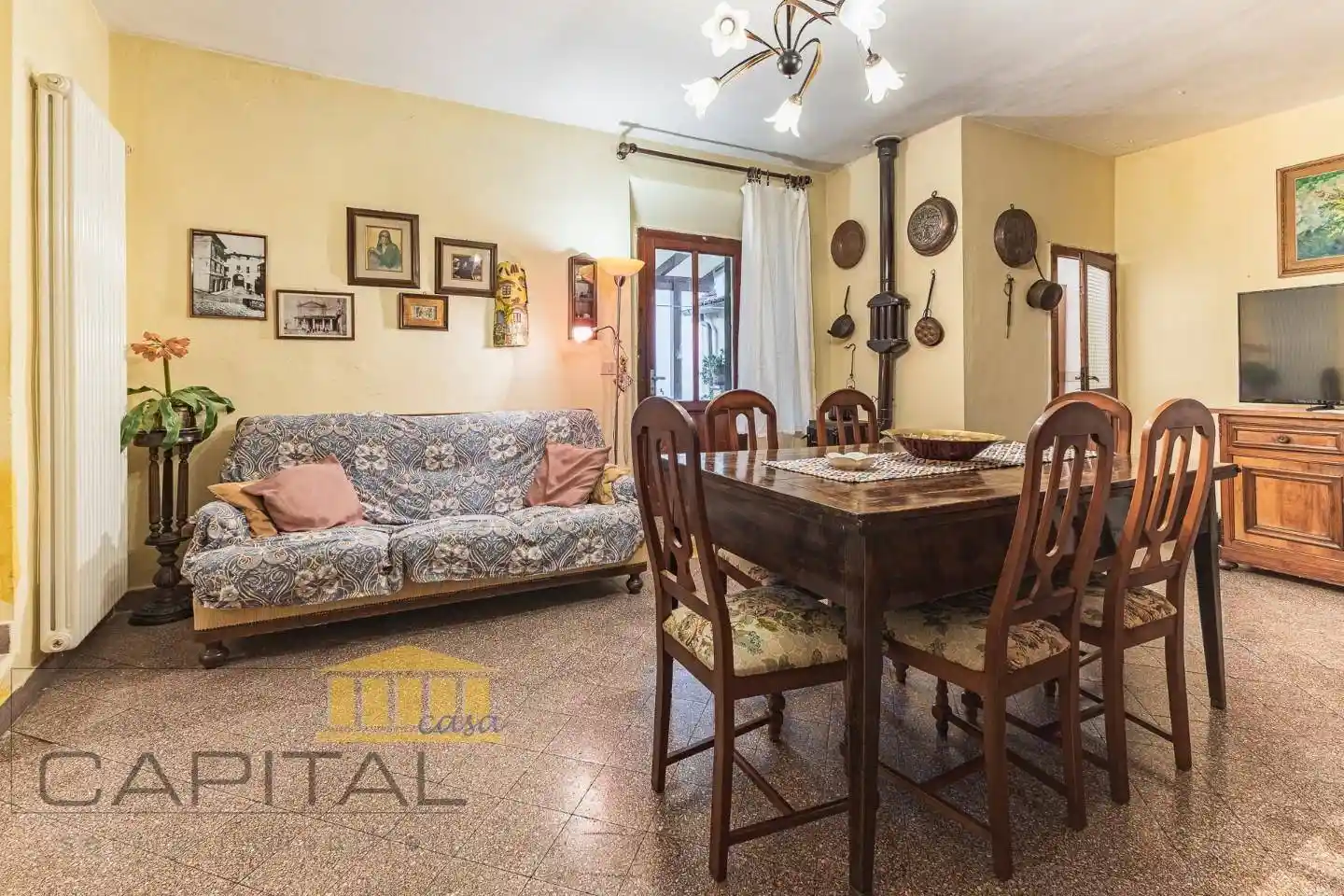 Appartamento in vendita a Lajatico