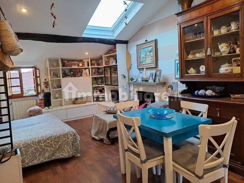 Appartamento in affitto a Lerici