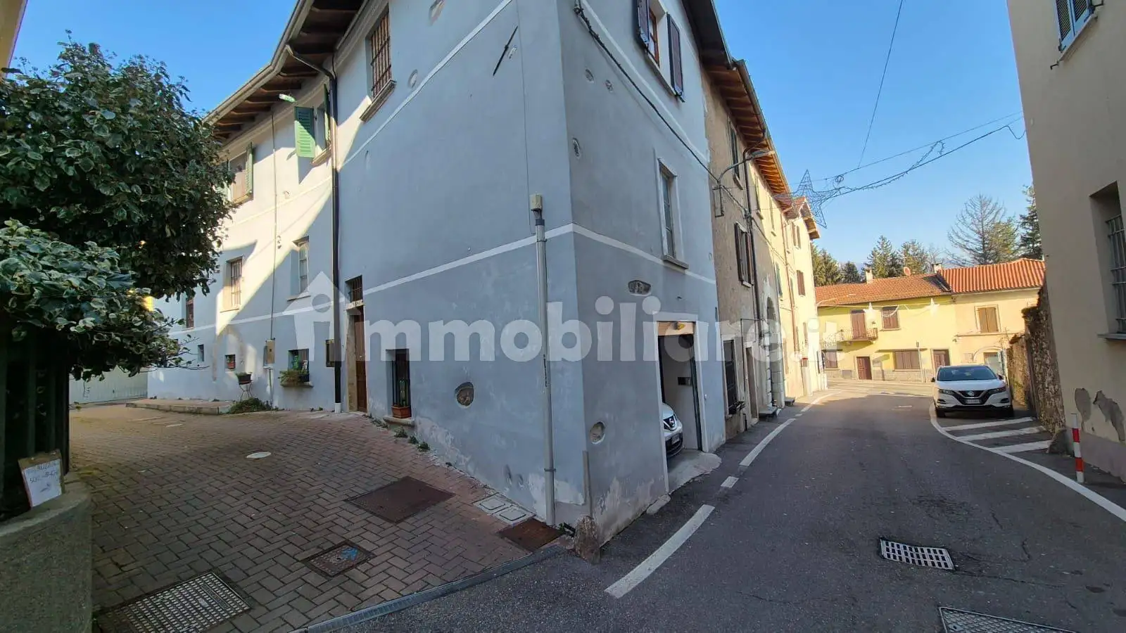 Casa indipendente in vendita a Clivio