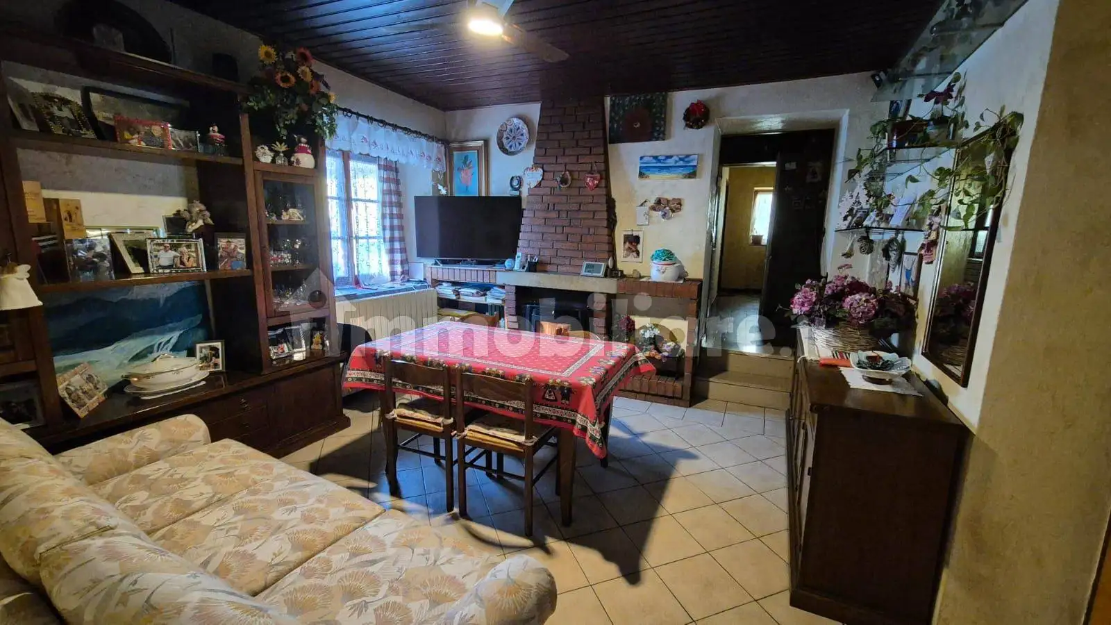 Terratetto plurifamiliare 170 m², buono stato, Clivio - foto 2