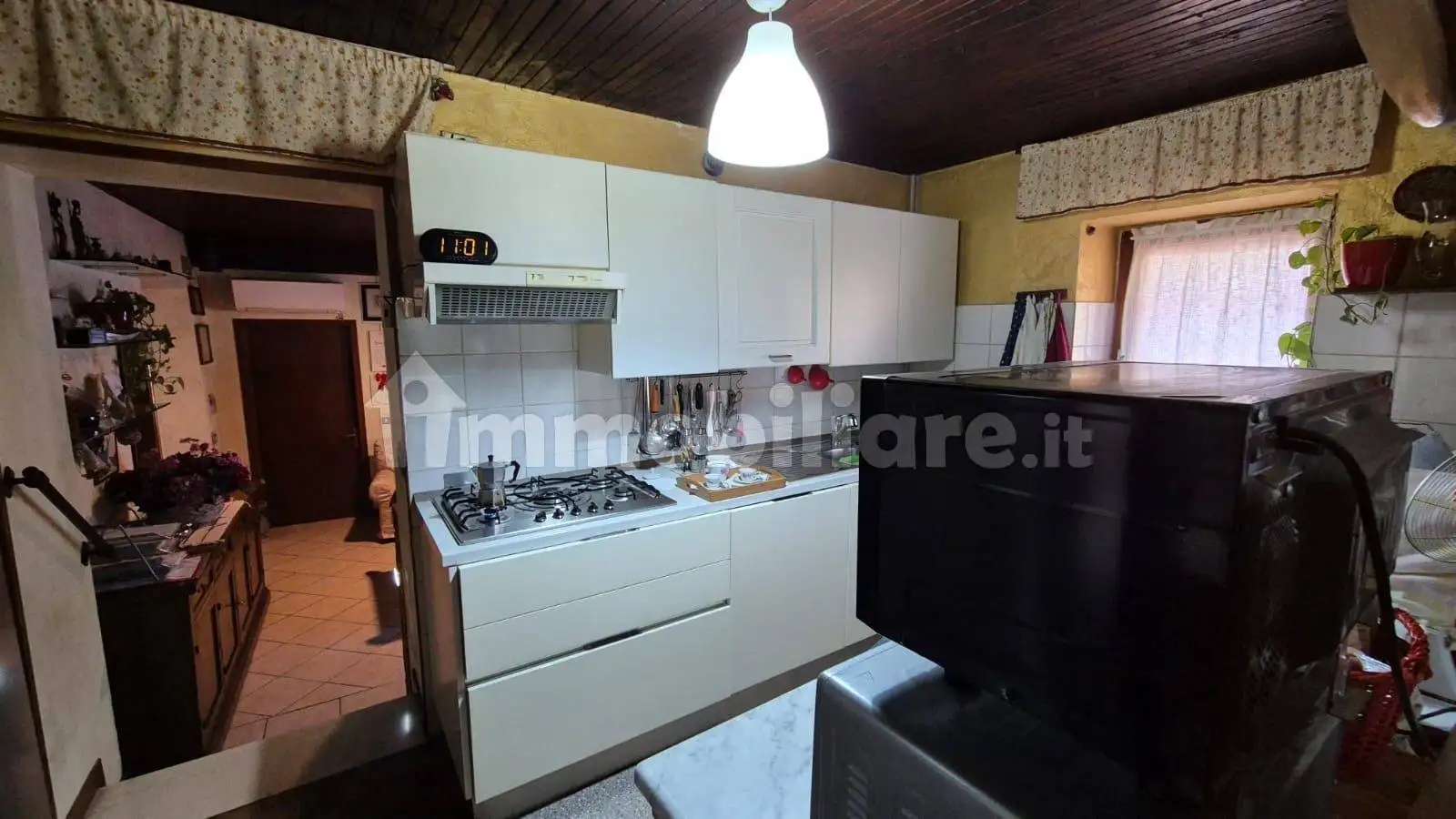 Terratetto plurifamiliare 170 m², buono stato, Clivio - foto 4