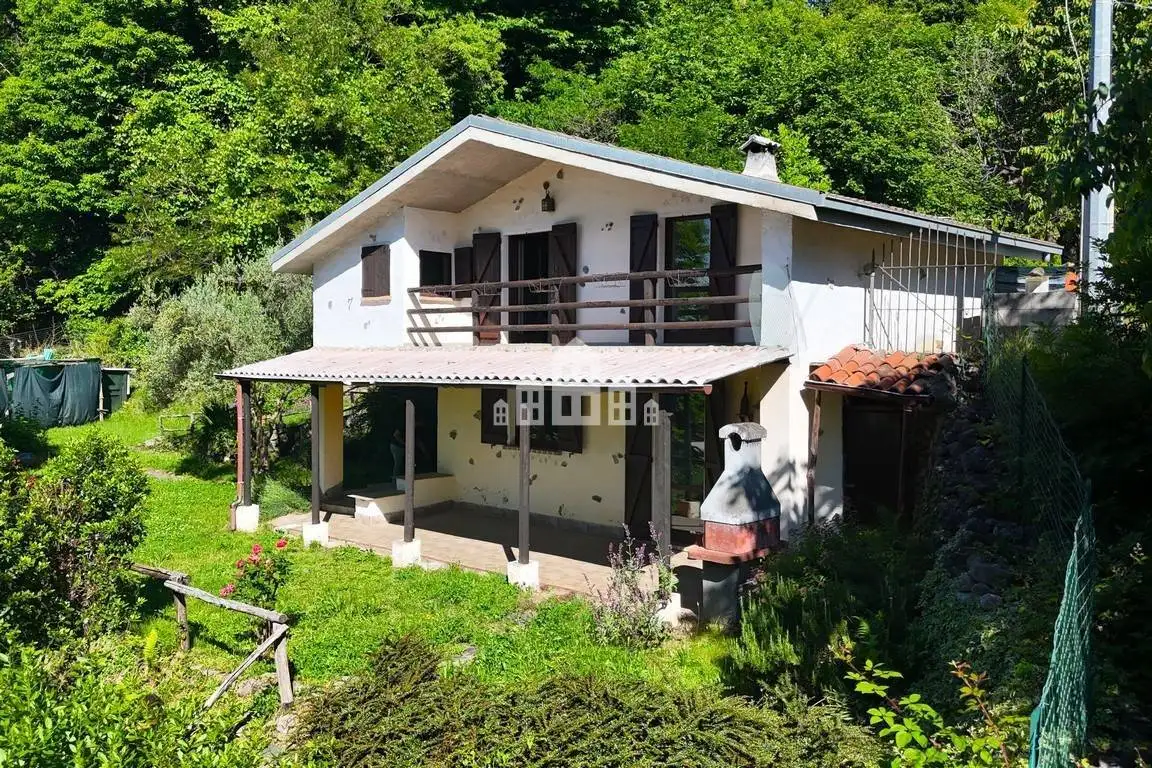 Casa indipendente in vendita a Vistrorio