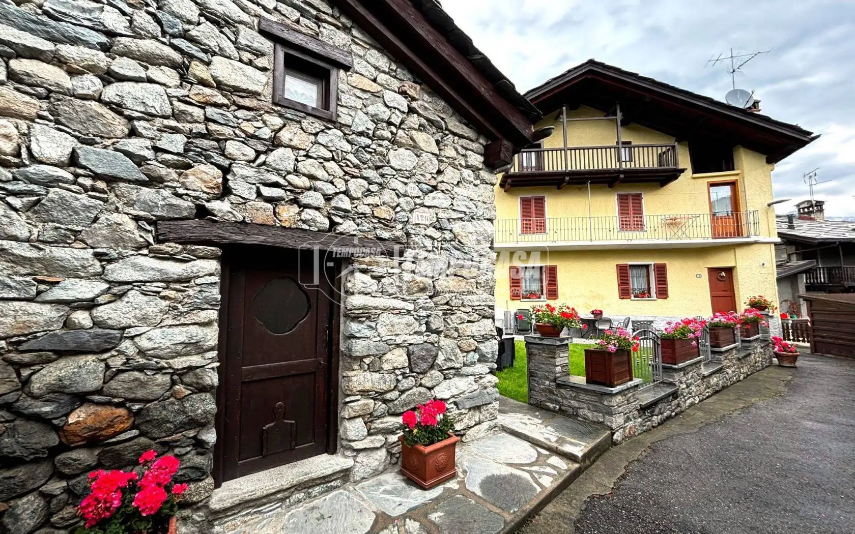 Terratetto unifamiliare frazione Ville 70, Villa Nabian, Challand-Saint-Victor - foto 4