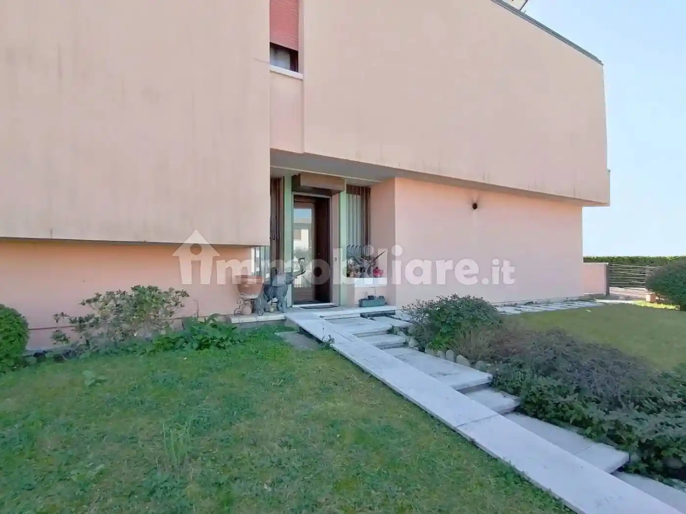 Villa in vendita a Cassola