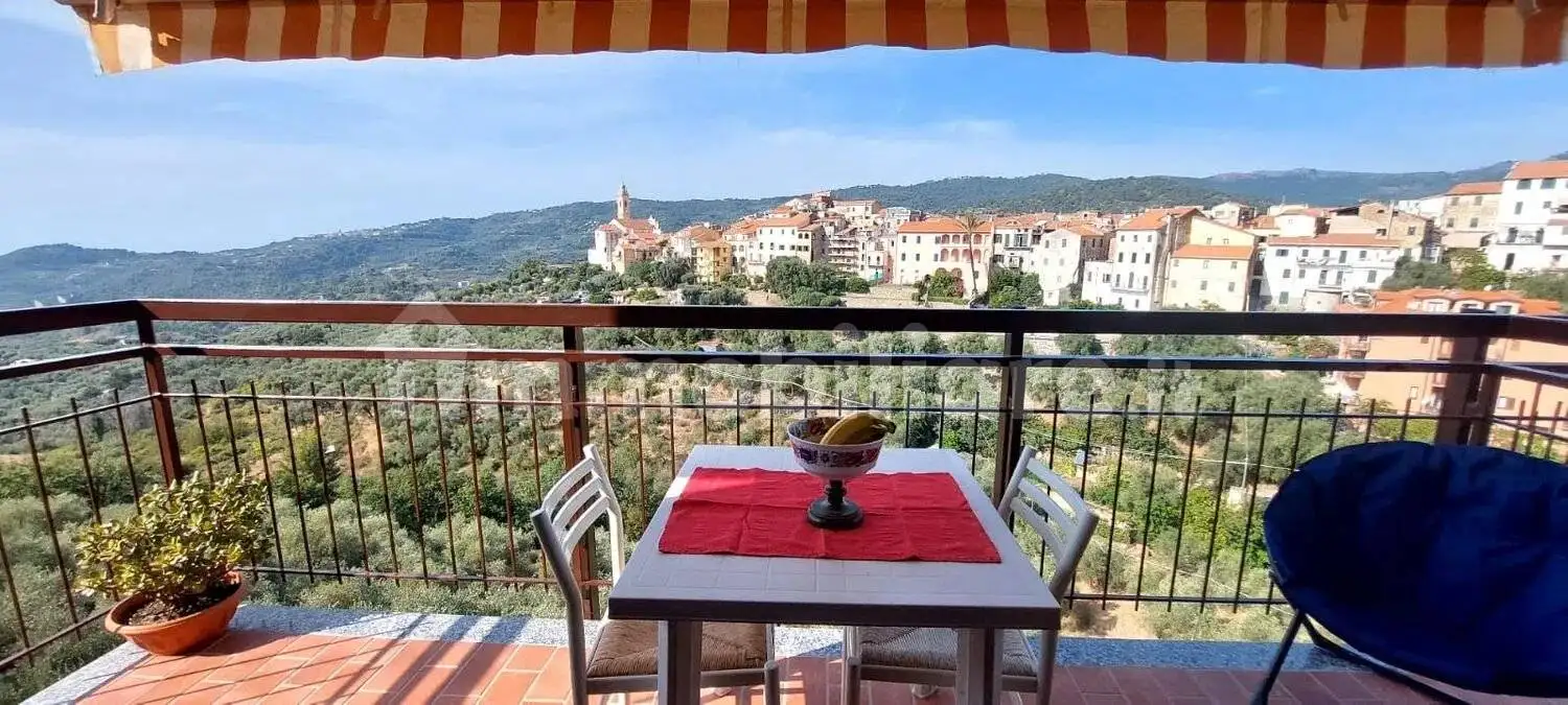 Appartamento in vendita a Civezza