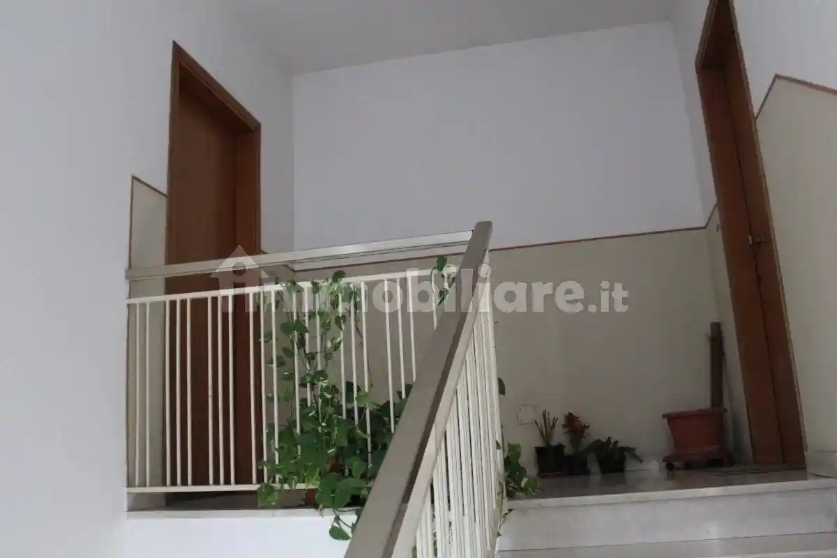 Appartamento buono stato, secondo piano, Centro, Stienta - foto 3