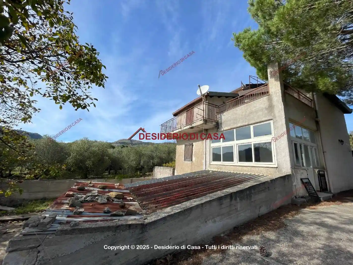 Villa in vendita a Piana degli Albanesi