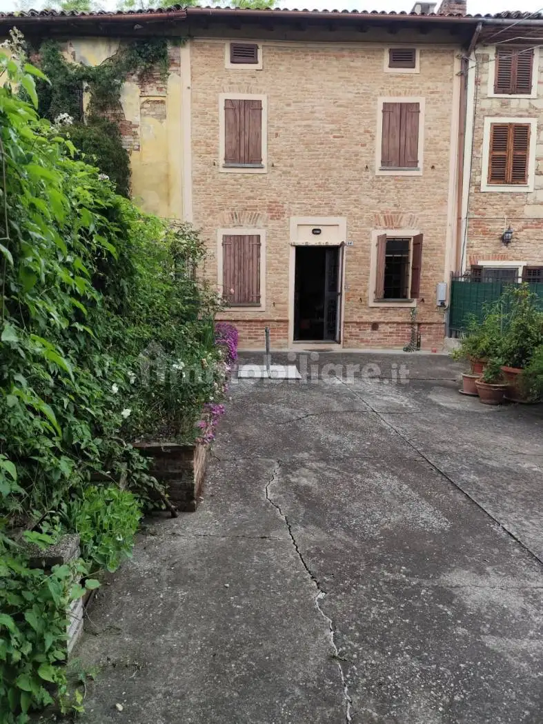 Casa indipendente in vendita a Penango