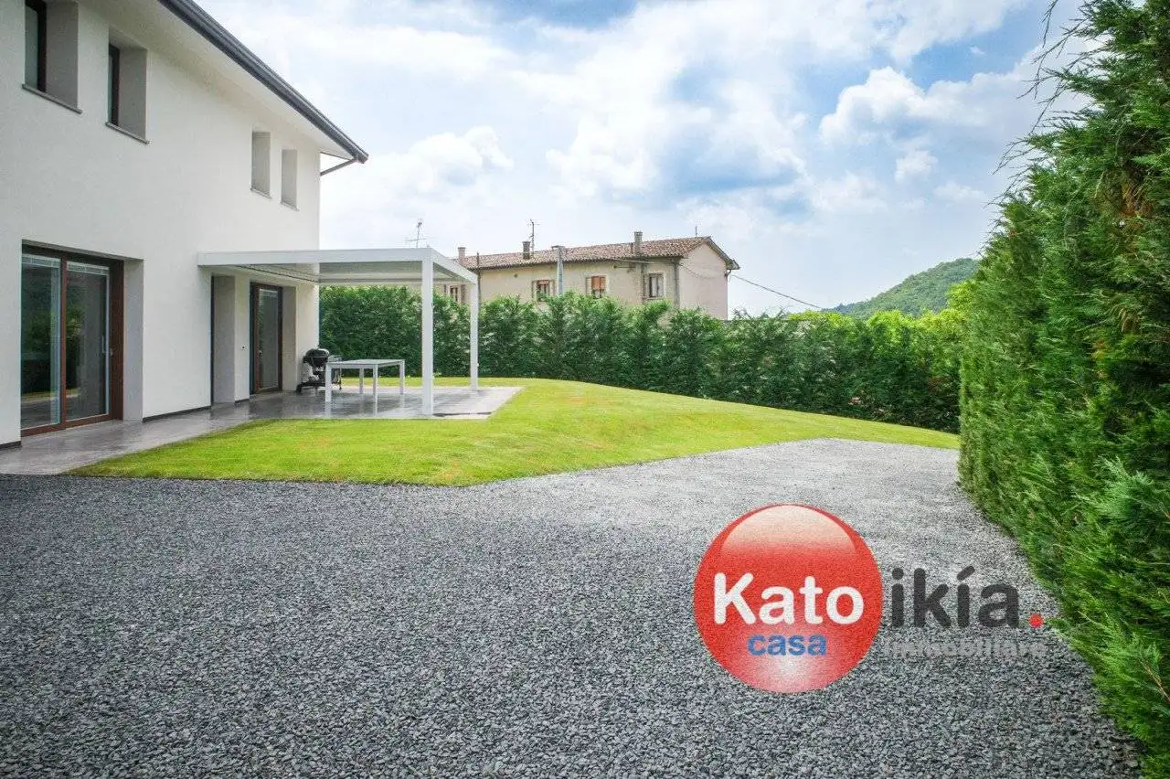 Villa unifamiliare, ottimo stato, 280 m², Valle, Castelgomberto - foto 3