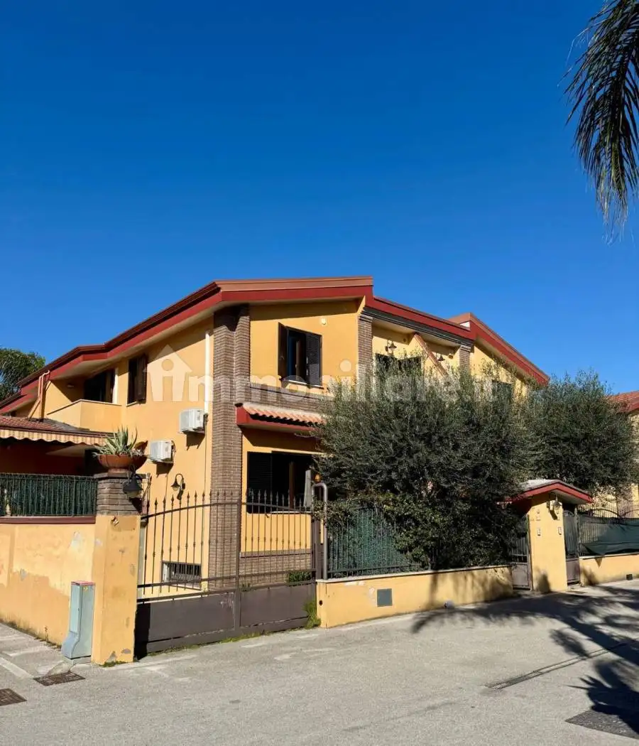 Villetta a schiera in vendita a Orta di Atella