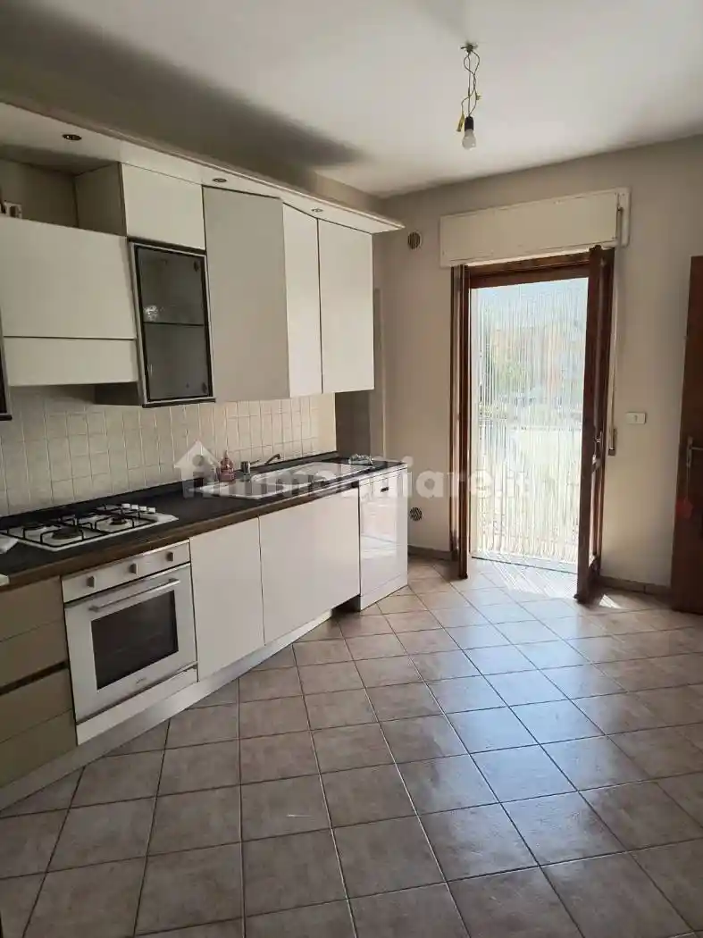 Quadrilocale via San Vito 183, Centro, Tito - foto 2