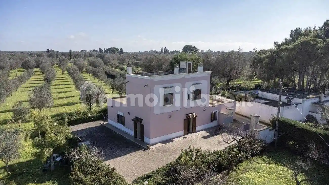 Villa in vendita a Oria