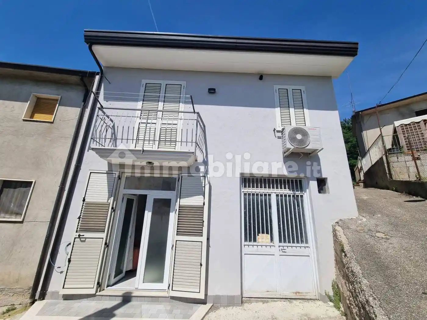 Appartamento in affitto a Santa Paolina