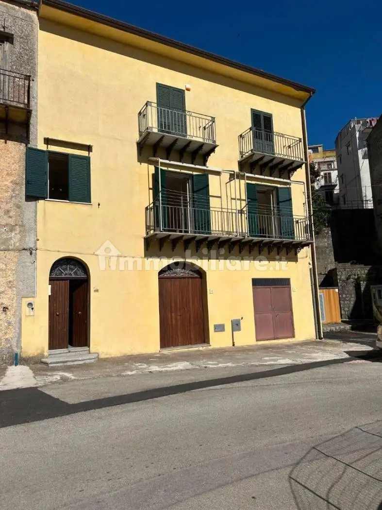 Appartamento in vendita a Gratteri