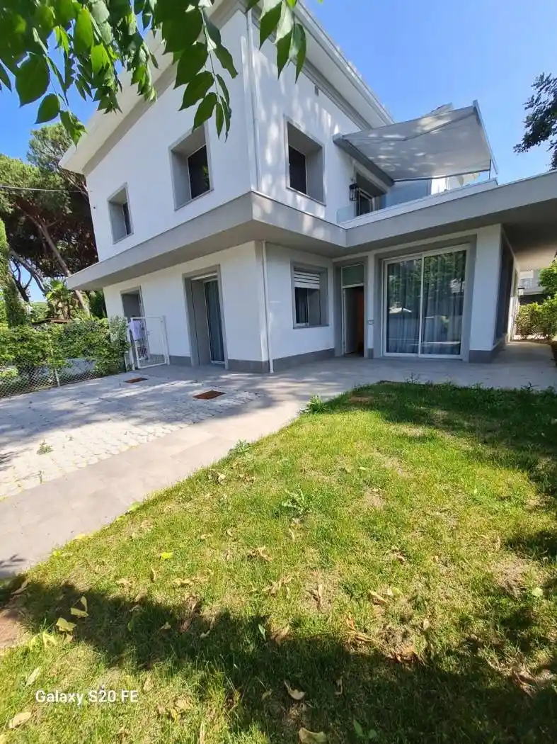 Quadrilocale viale Fabio Filzi, Centro, Riccione - foto 2