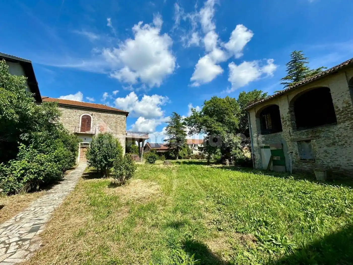 Rustico - Casale in vendita a Acqui Terme