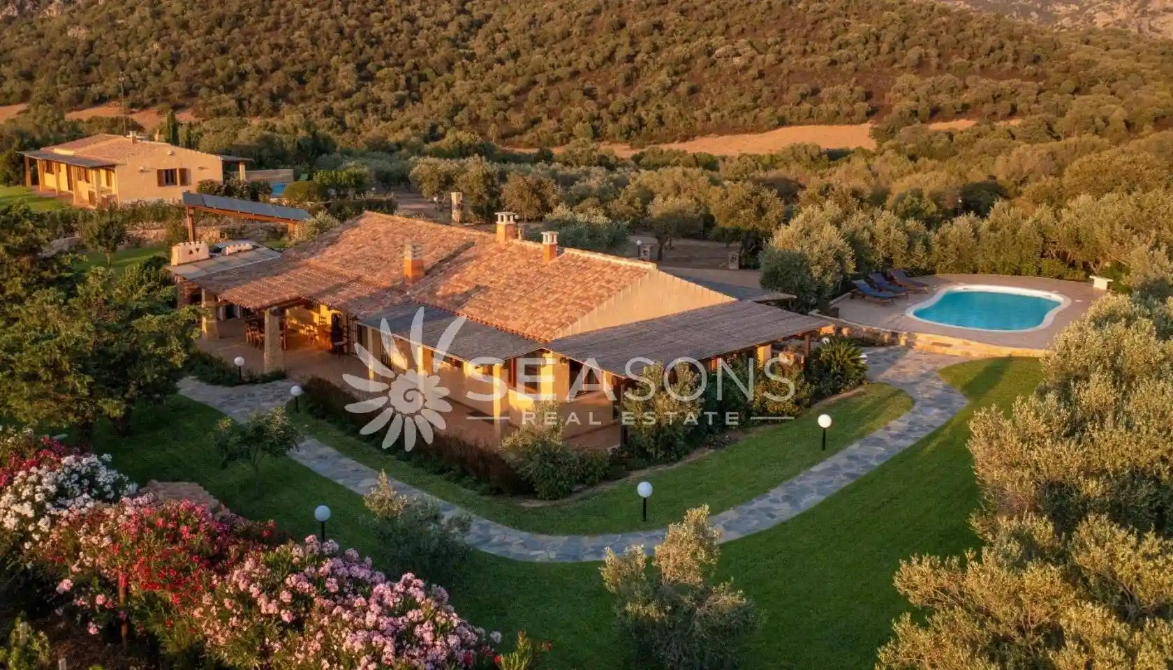 Villa unifamiliare, ottimo stato, 149 m², San Pantaleo, Olbia - foto 2