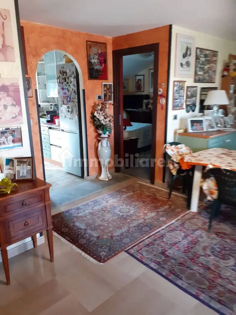 Palazzo - Edificio in vendita a Roma