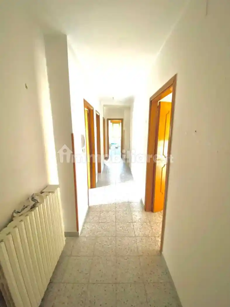 Quadrilocale via Michelangelo 10, Centro, Spezzano della Sila - foto 4