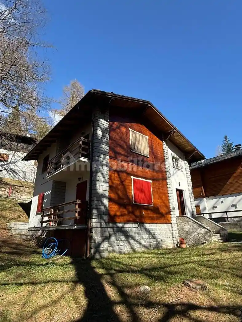 Villa in vendita a Varzo