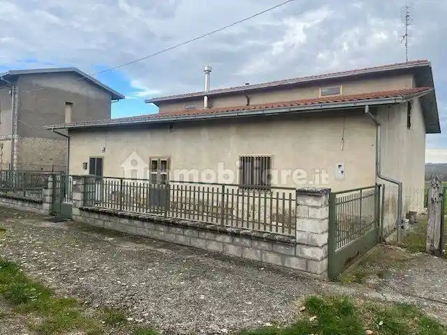 Casa indipendente in vendita a Atella