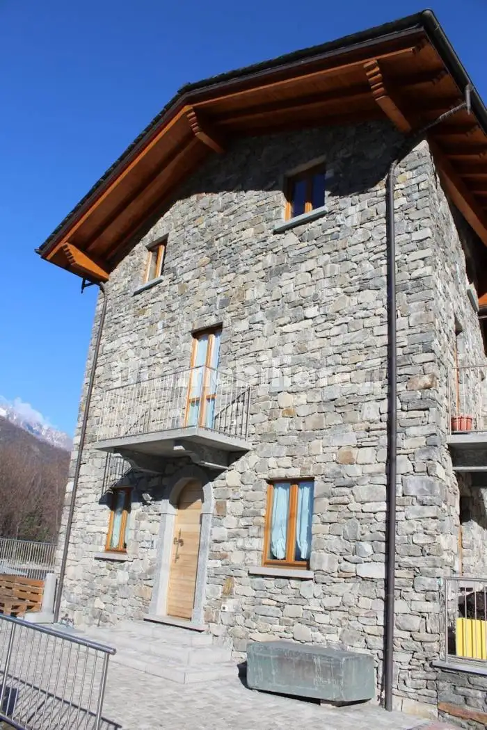 Villetta a schiera in vendita a Talamona