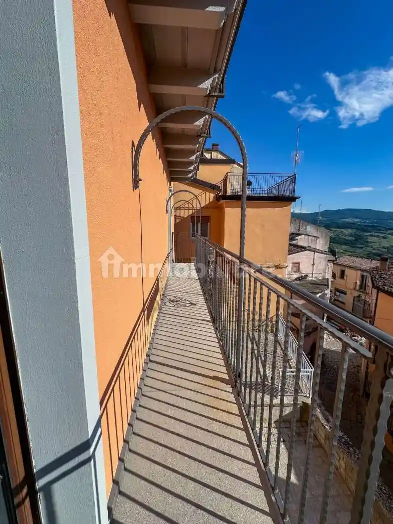 Trilocale largo Gagliardi 17, Centro, Avigliano - foto 4