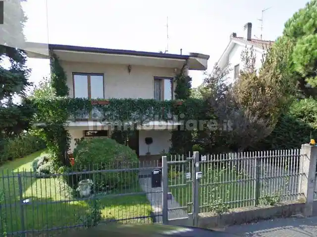 Villa in vendita a Vittuone