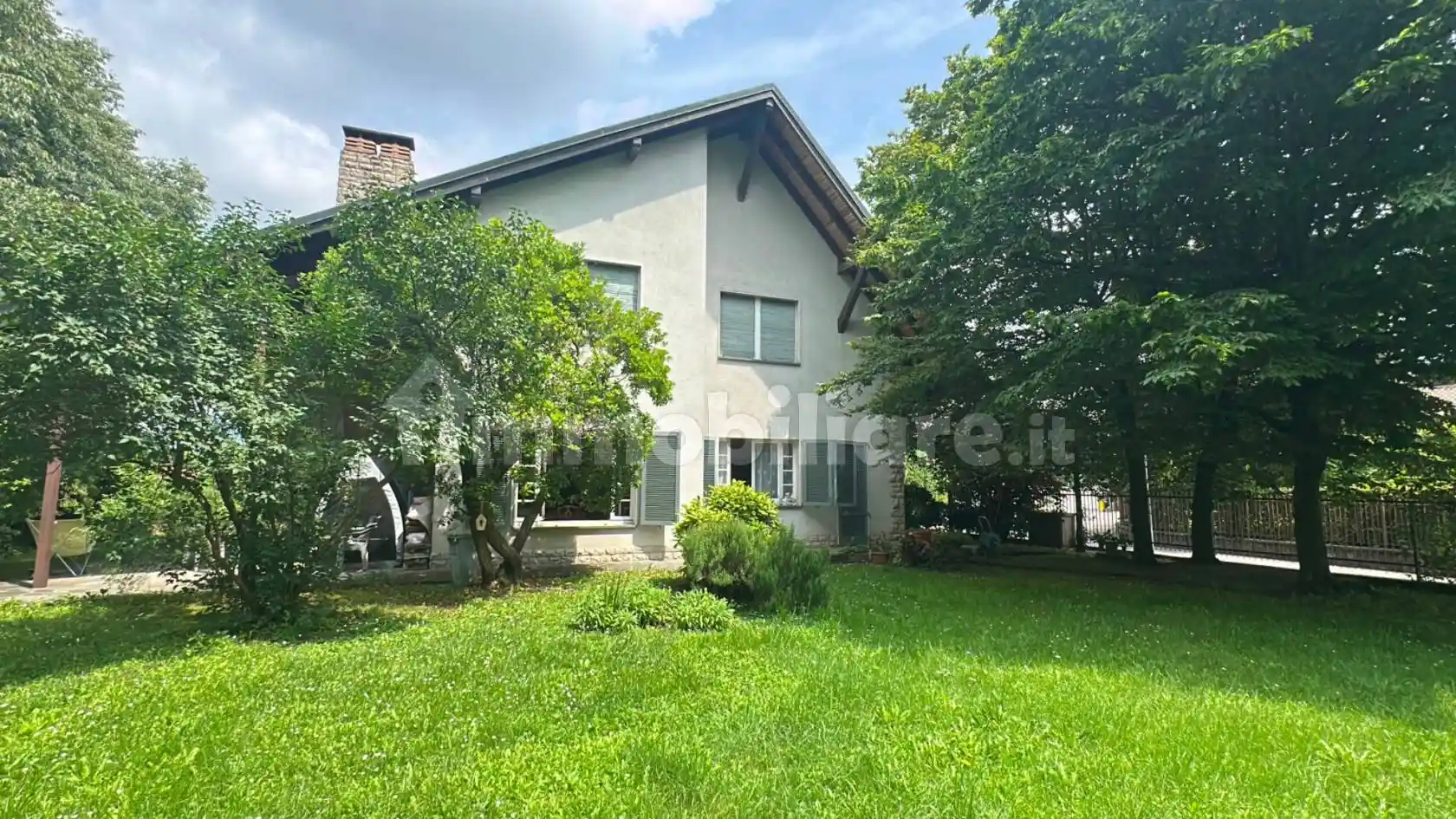 Villa in vendita a Mozzo