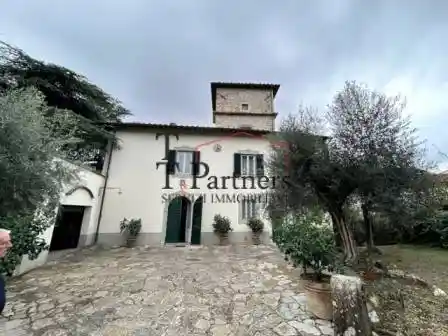 Villa in vendita a Firenze