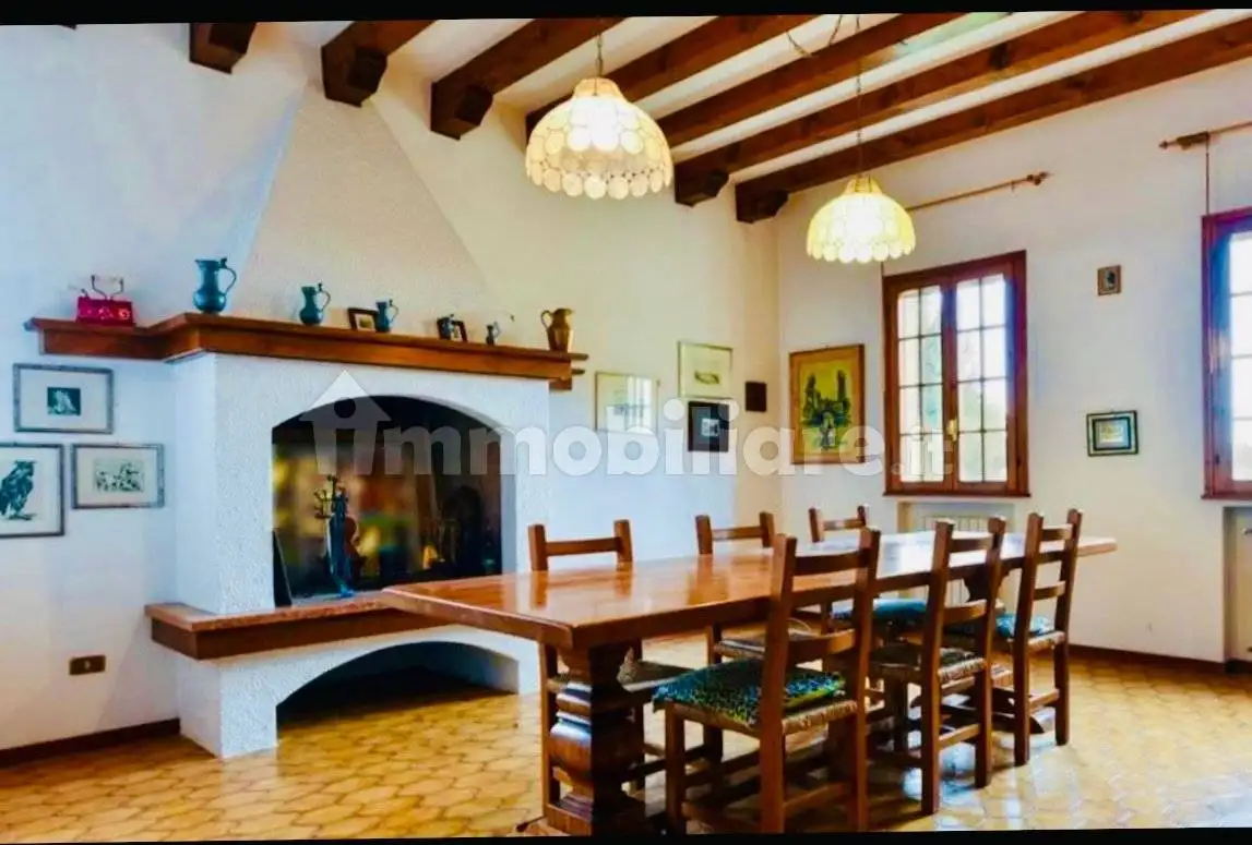 Villa in vendita a Sant'Elena