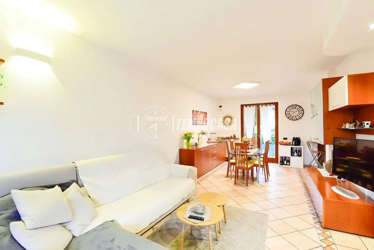 Villa in vendita a Senna Comasco